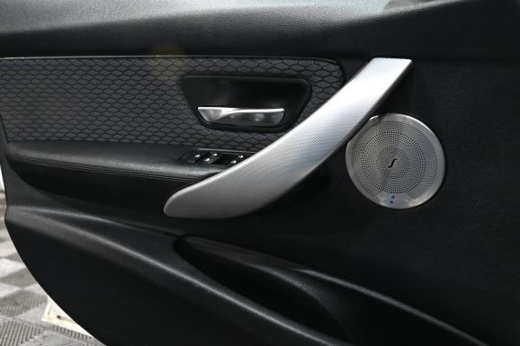 BMW 3 серии, 2.0 л, АТ, 2014 фото 2