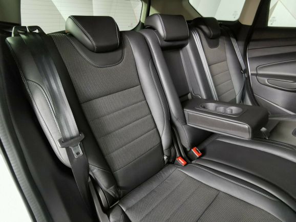 Ford Kuga, 1.6 л, АТ, 2015 фото 1