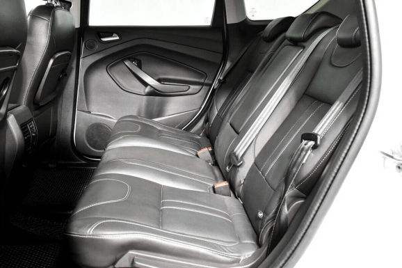 Ford Kuga, 1.6 л, АТ, 2013 фото 1