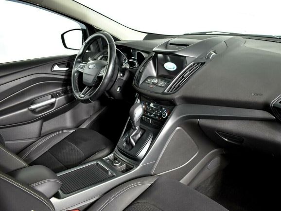 Ford Kuga, 1.5 л, АТ, 2018 фото 2