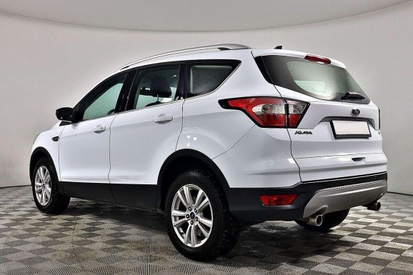Ford Kuga, 1.5 л, АТ, 2018 фото 4