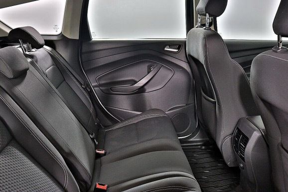 Ford Kuga, 1.5 л, АТ, 2018 фото 1