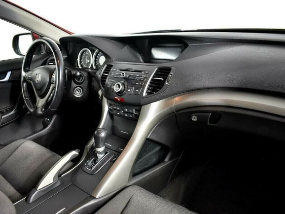 Honda Accord, 2.0 л, АТ, 2011 фото 2