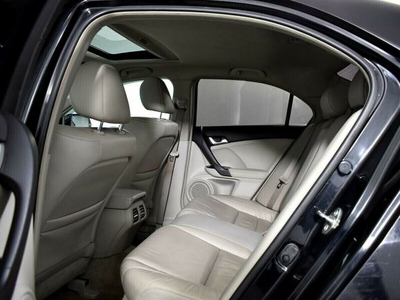 Honda Accord, 2.4 л, АТ, 2012 фото 1