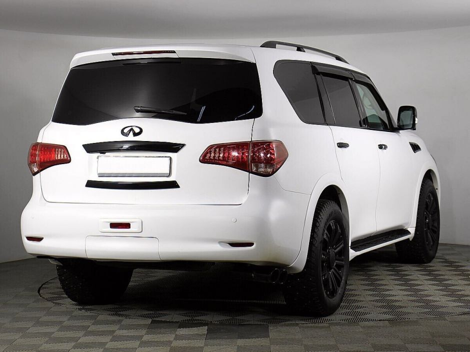Infiniti QX56, 5.6 л, АТ, 2011 фото 4