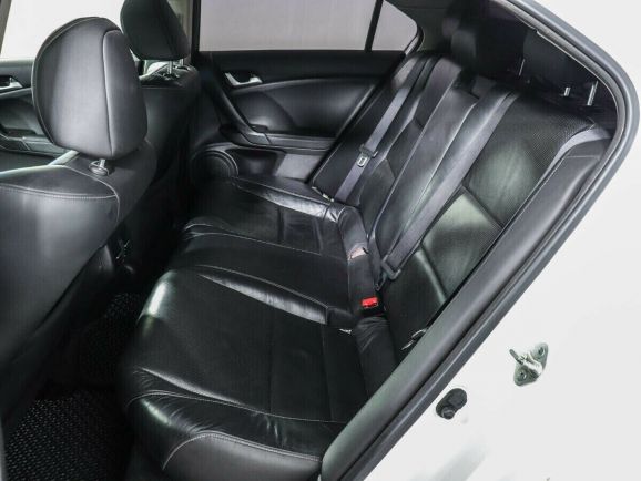 Honda Accord, 2.4 л, АТ, 2012 фото 1