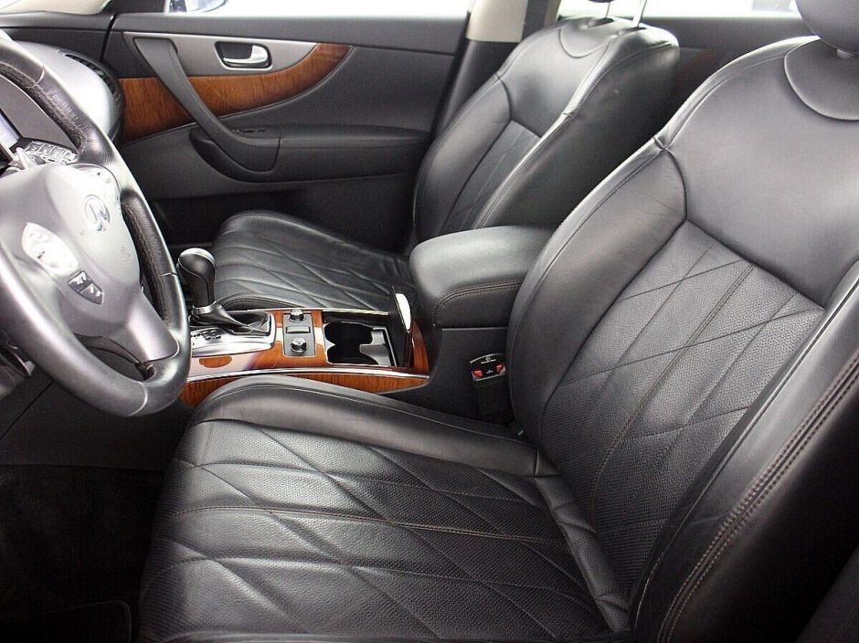 Infiniti QX70, 3.0 л, АТ, 2015 фото 5