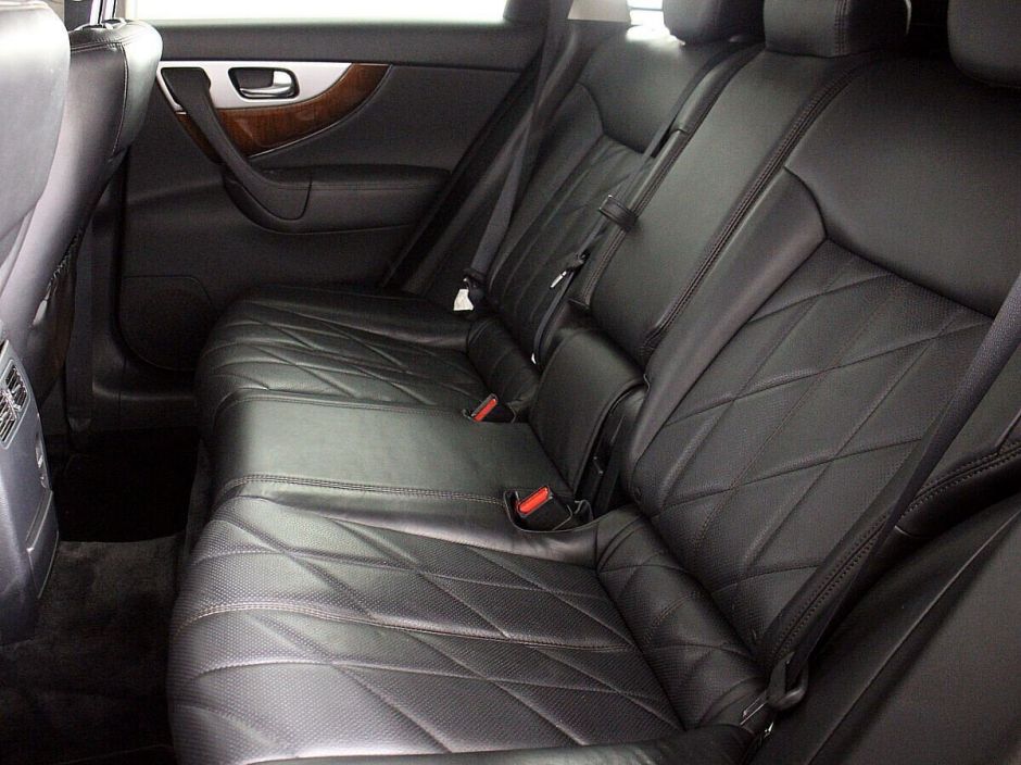 Infiniti QX70, 3.0 л, АТ, 2015 фото 1