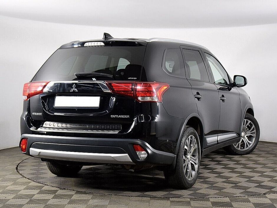 Mitsubishi Outlander, 2.4 л, Вариатор, 2018 фото 4
