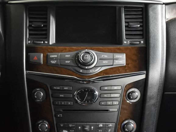 Infiniti QX56, 5.6 л, АТ, 2011 фото 11