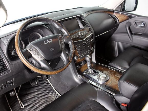 Infiniti QX56, 5.6 л, АТ, 2011 фото 6