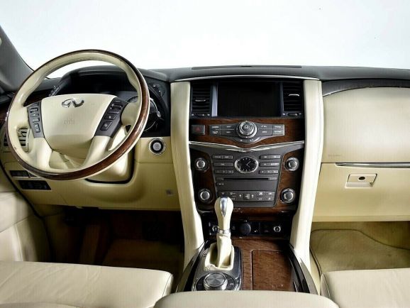 Infiniti QX56, 5.6 л, АТ, 2012 фото 9