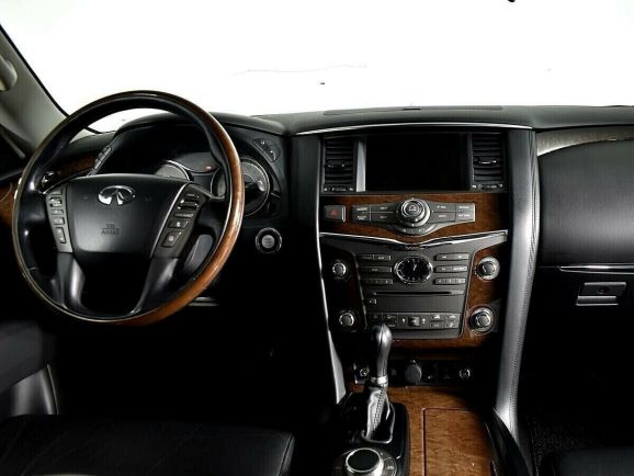 Infiniti QX56, 5.6 л, АТ, 2012 фото 7