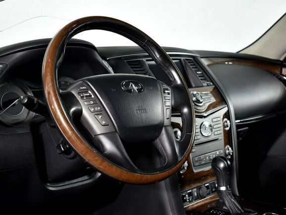 Infiniti QX56, 5.6 л, АТ, 2012 фото 8