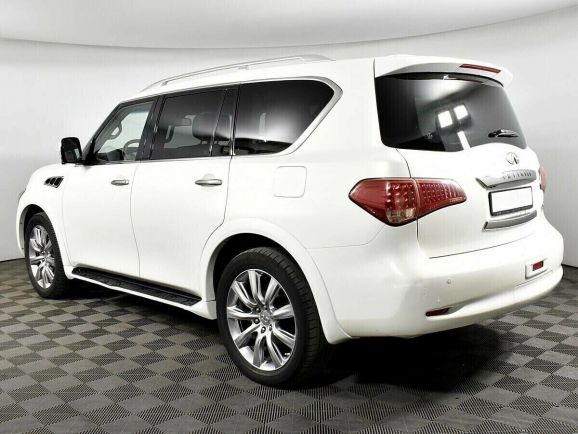 Infiniti QX56, 5.6 л, АТ, 2011 фото 4