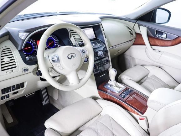 Infiniti FX, 3.7 л, АТ, 2012 фото 2