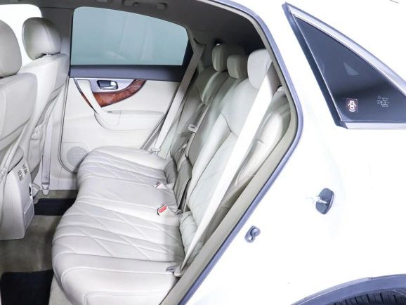 Infiniti FX, 3.7 л, АТ, 2012 фото 1