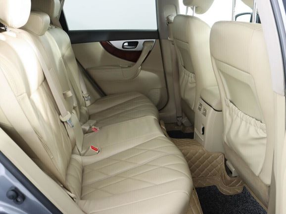 Infiniti FX, 3.7 л, АТ, 2012 фото 1