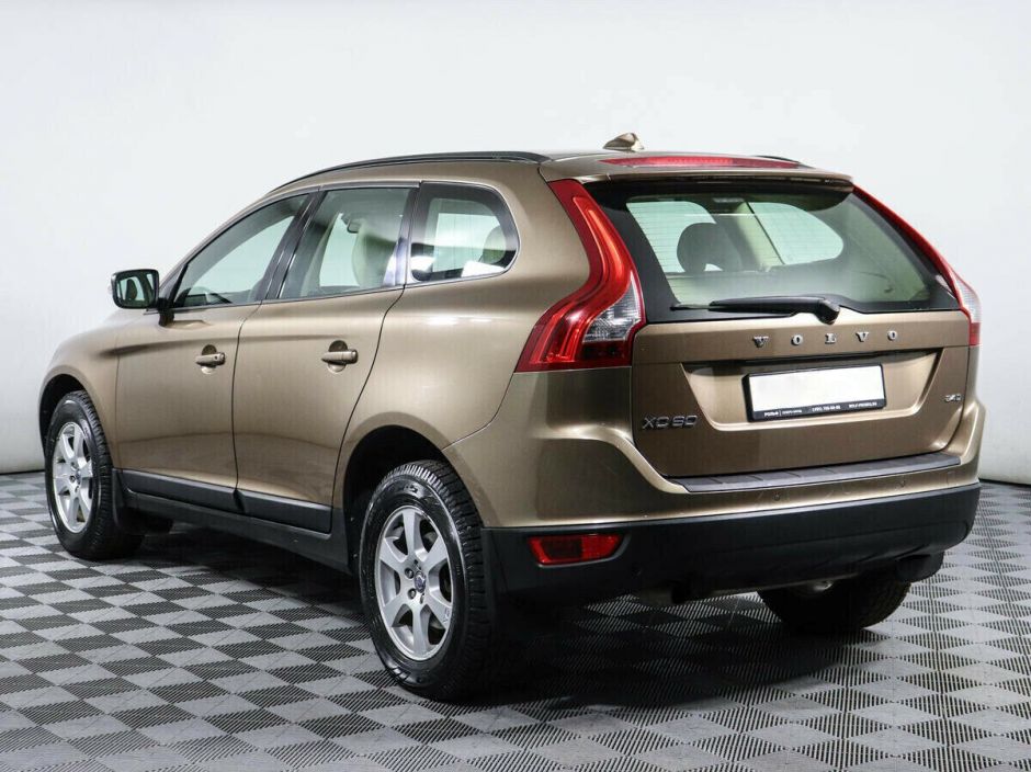 Volvo XC60, 2.4 л, АТ, 2010 фото 6