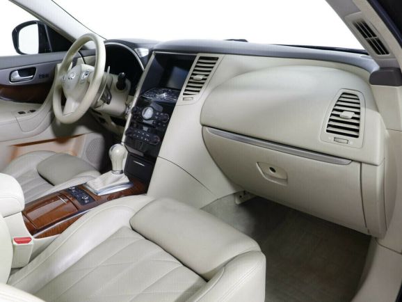 Infiniti FX, 3.7 л, АТ, 2012 фото 2