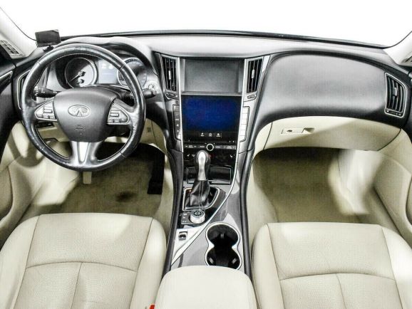 Infiniti Q50, 2.0 л, АТ, 2014 фото 7