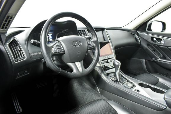 Infiniti Q50, 2.0 л, АТ, 2015 фото 7