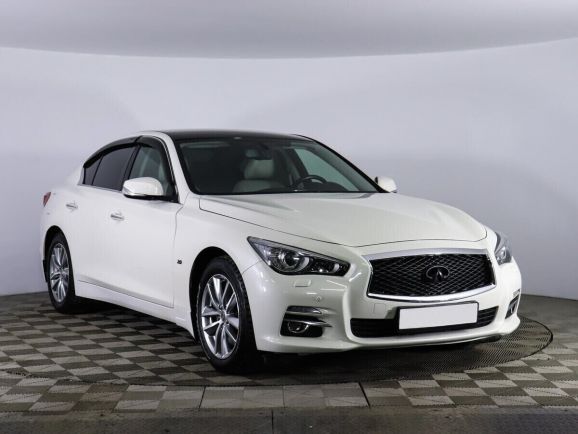 Infiniti Q50, 2.0 л, АТ, 2015 фото 5