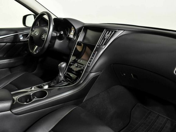 Infiniti Q50, 2.0 л, АТ, 2017 фото 10