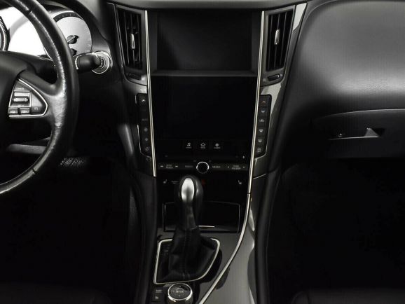 Infiniti Q50, 2.0 л, АТ, 2017 фото 2