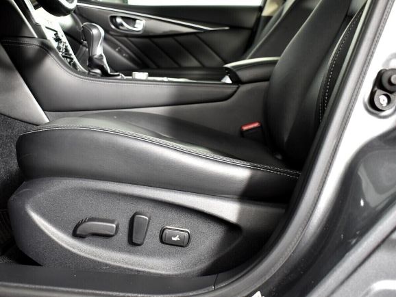 Infiniti Q50, 2.0 л, АТ, 2016 фото 10