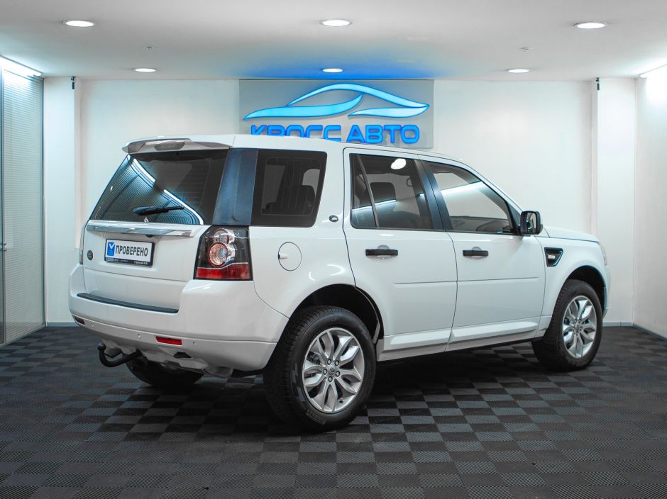 Land Rover Freelander HSE, 2.2 л, АТ, 2013 фото 4