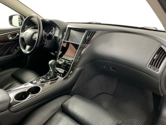 Infiniti Q50, 2.0 л, АТ, 2017 фото 8