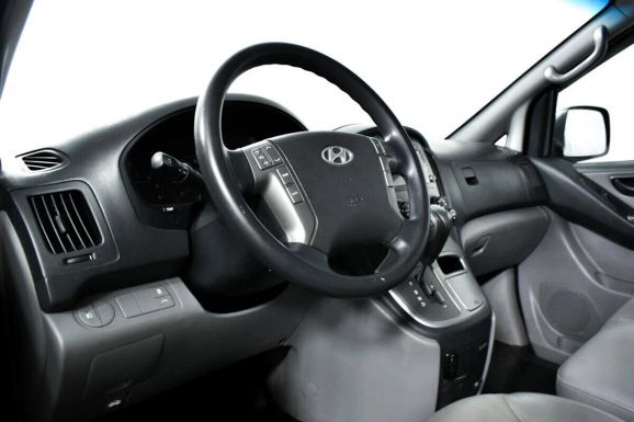 Hyundai Grand Starex, 2.5 л, АТ, 2016 фото 8