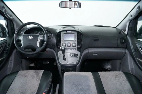 Hyundai Grand Starex, 2.5 л, АТ, 2016 фото 9