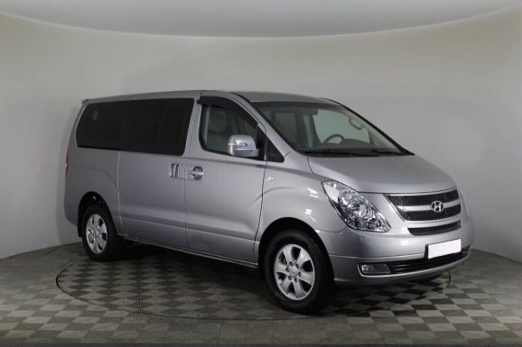 Hyundai Grand Starex, 2.5 л, АТ, 2015 фото 5