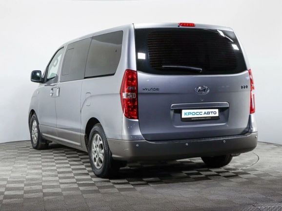 Hyundai H-1, 2.5 л, АТ, 2015 фото 4