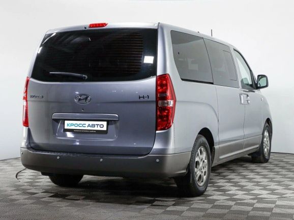 Hyundai H-1, 2.5 л, АТ, 2015 фото 6