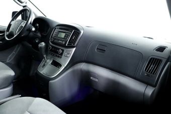 Hyundai H-1, 2.5 л, АКПП, 2016 фото 8