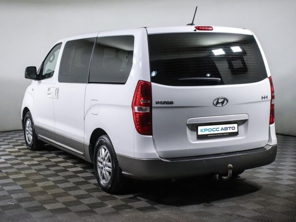 Hyundai H-1, 2.5 л, АТ, 2016 фото 4