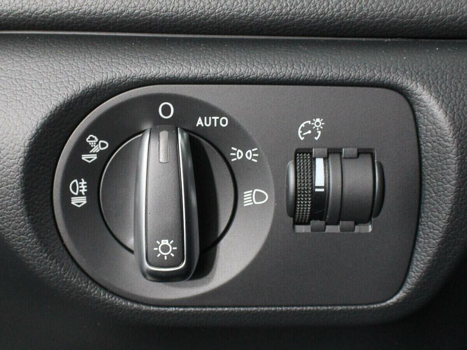 Audi Q3, 2.0 л, Робот, 2018 фото 16