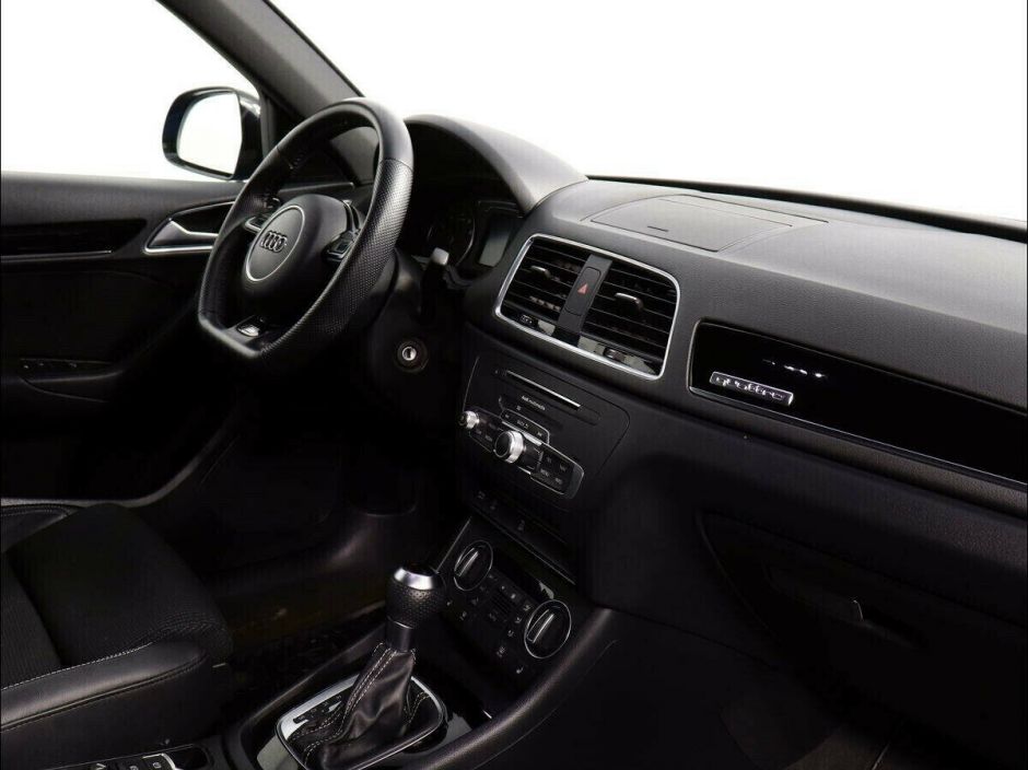 Audi Q3, 2.0 л, Робот, 2017 фото 9
