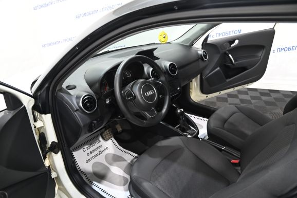 Audi A1, 1.4 л, Робот, 2012 фото 7