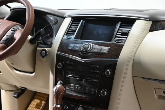 Nissan Patrol, 5.6 л, АТ, 2011 фото 12