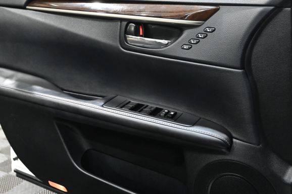 Lexus ES, 2.5 л, АТ, 2013 фото 9