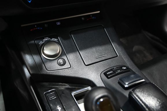 Lexus ES, 2.5 л, АТ, 2013 фото 1