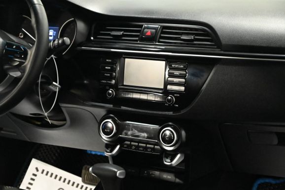 Kia Rio, 1.6 л, АТ, 2017 фото 11