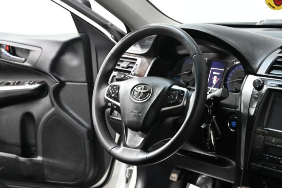 Toyota Camry, 2.5 л, АТ, 2015 фото 9