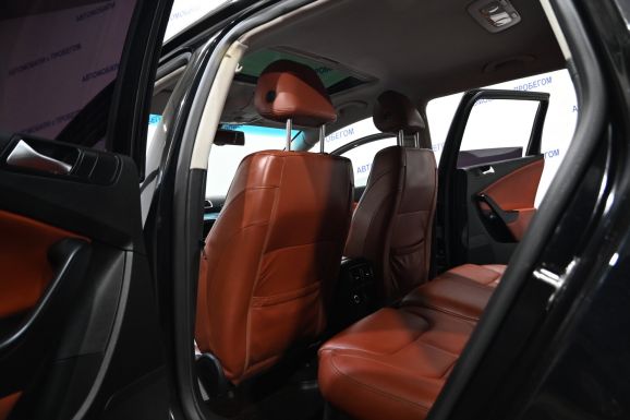 Volkswagen Passat, 1.4 л, Робот, 2010 фото 1