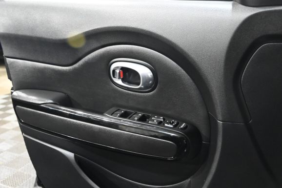 Kia Soul, 1.6 л, АТ, 2015 фото 9