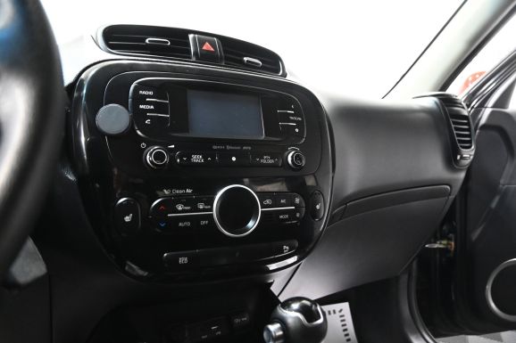 Kia Soul, 1.6 л, АТ, 2015 фото 1